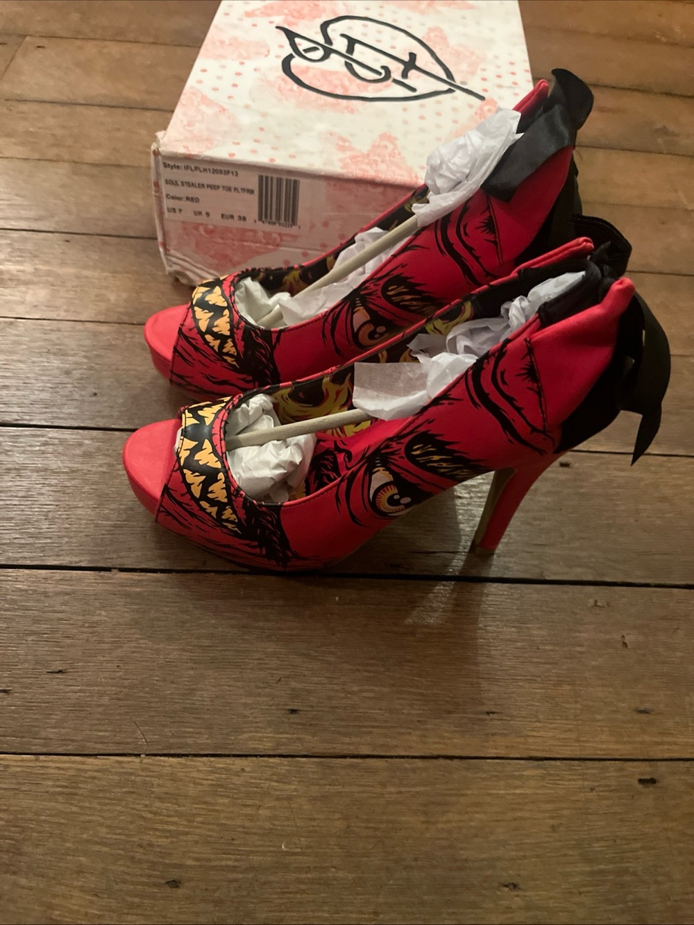Iron Fist "Soul Stealer" Red & Black & Gold Peep Toe Platform Heels Sz 7